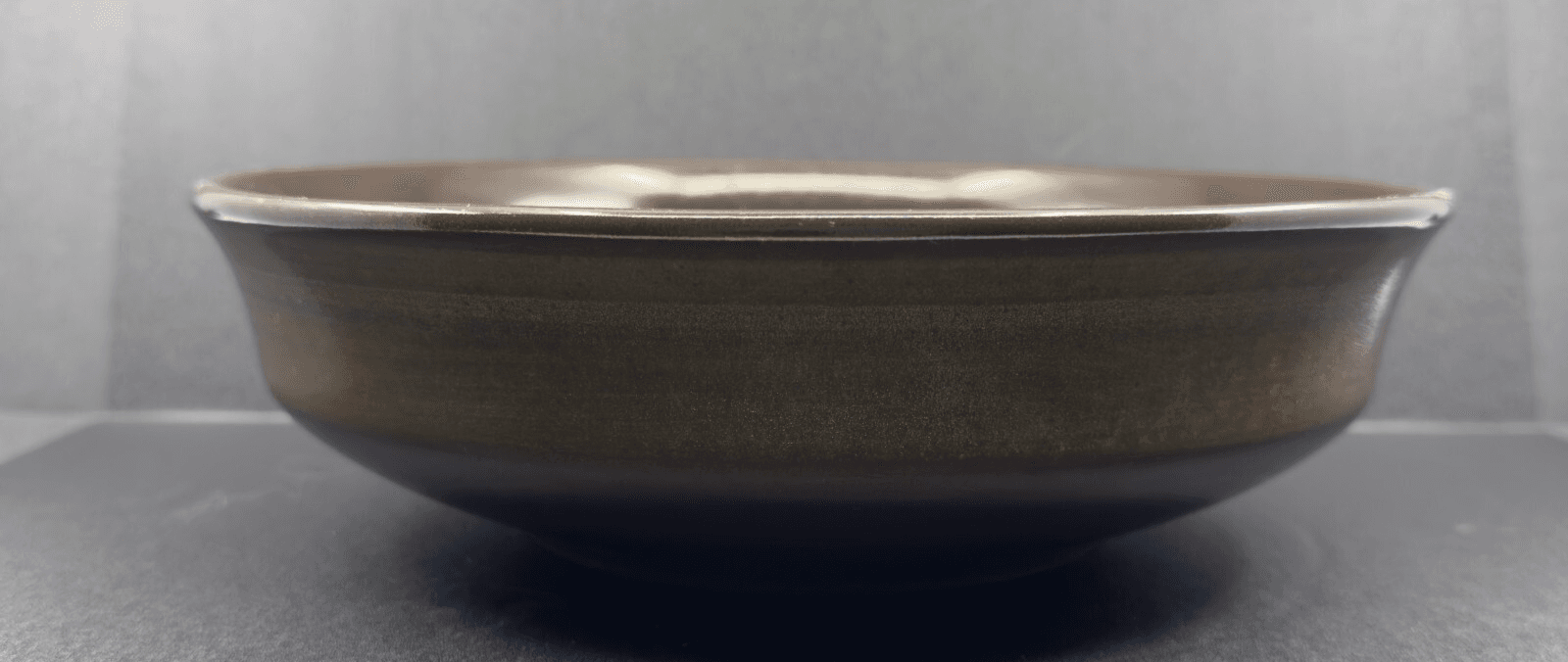 Franciscan Madeira Serving Bowl 9 5/8" Diameter - Image 1