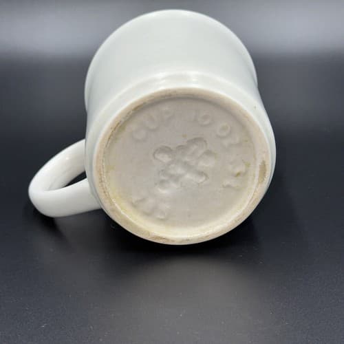 Pfaltzgraff Yorktowne Coffee Cup 10oz White & Blue Stoneware - Thumbnail 4