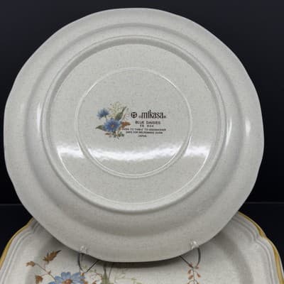 Mikasa Blue Daisies 10 3/4” Dinner Plate Vintage EB 804 - Thumbnail 2