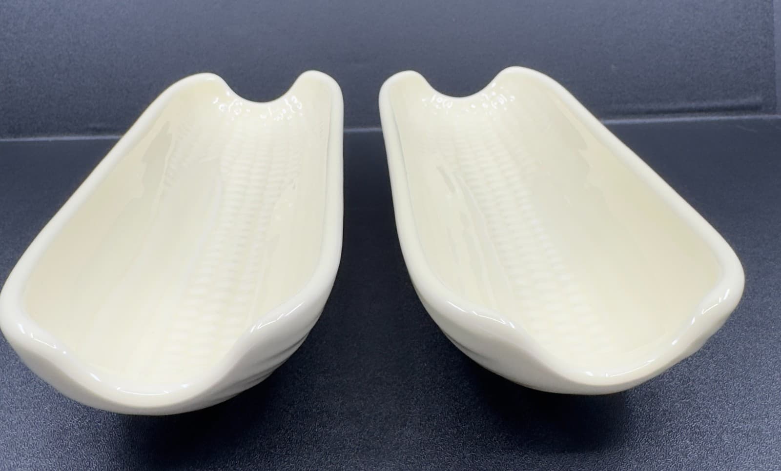 Pfaltzgraff Tea Rose Corn Holders Set of 2 - Thumbnail 2