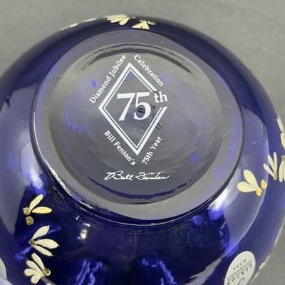 Fenton Royal Purple Rose Bowl 75th Anniversary signed - Hand Painted M Young - Thumbnail 5