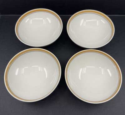 Franciscan Pickwick Set Of 4 Berry Bowls 5” Diameter - Image 1
