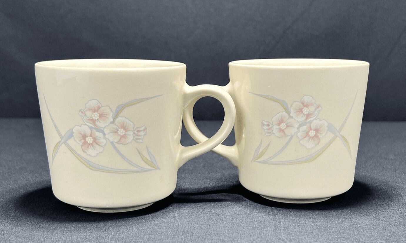 Corning Spring Pond Set of 2 Coffee Cups 3" tall - Thumbnail 2
