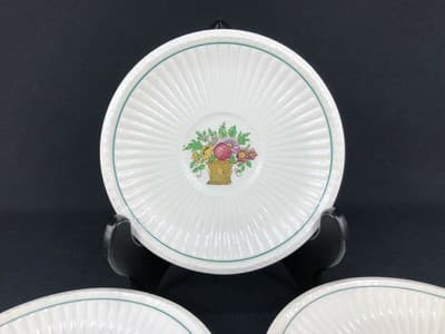 Wedgwood Belmar Etruria ENGLAND Floral Set of 3 Saucers USA Patent Feb. 27,1917 - Thumbnail 3