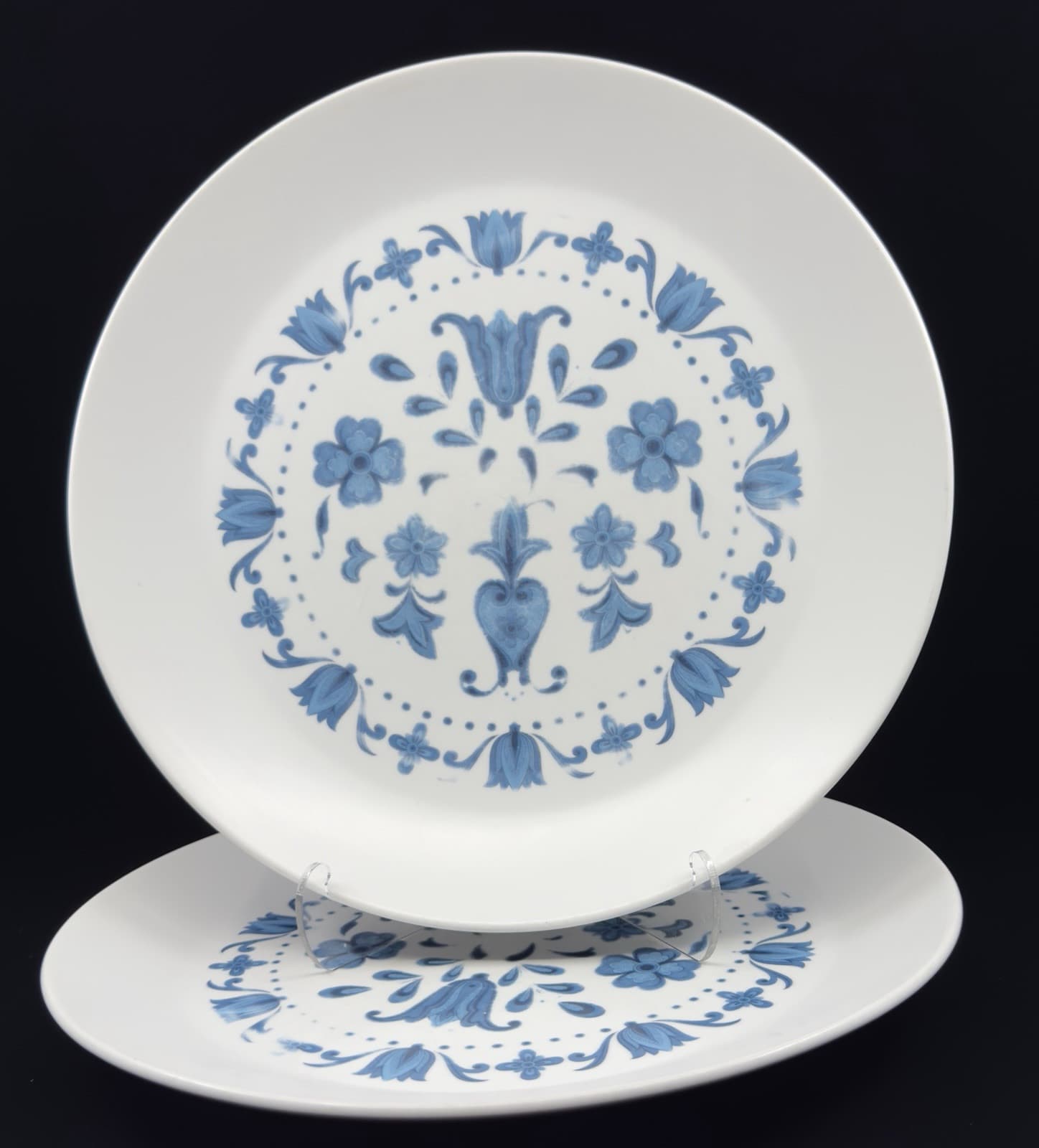Noritake N423 Progression Japan Dinner Plates - Image 1