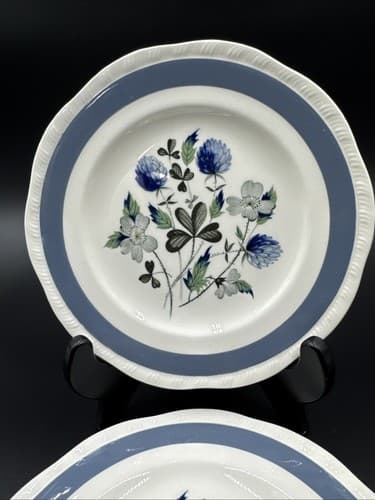 ALFRED MEAKIN IRONSTONE BLUE CLOVER & FLOWERS 6 1/2" Bread Plates (set of 2) - Thumbnail 2