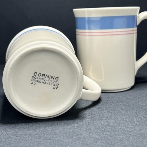 Corning Colonial Blue set of 2 coffee mugs - Thumbnail 2