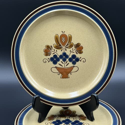 Newcor Coronet 7 7/8" Salad plates (set of 4) - Thumbnail 2