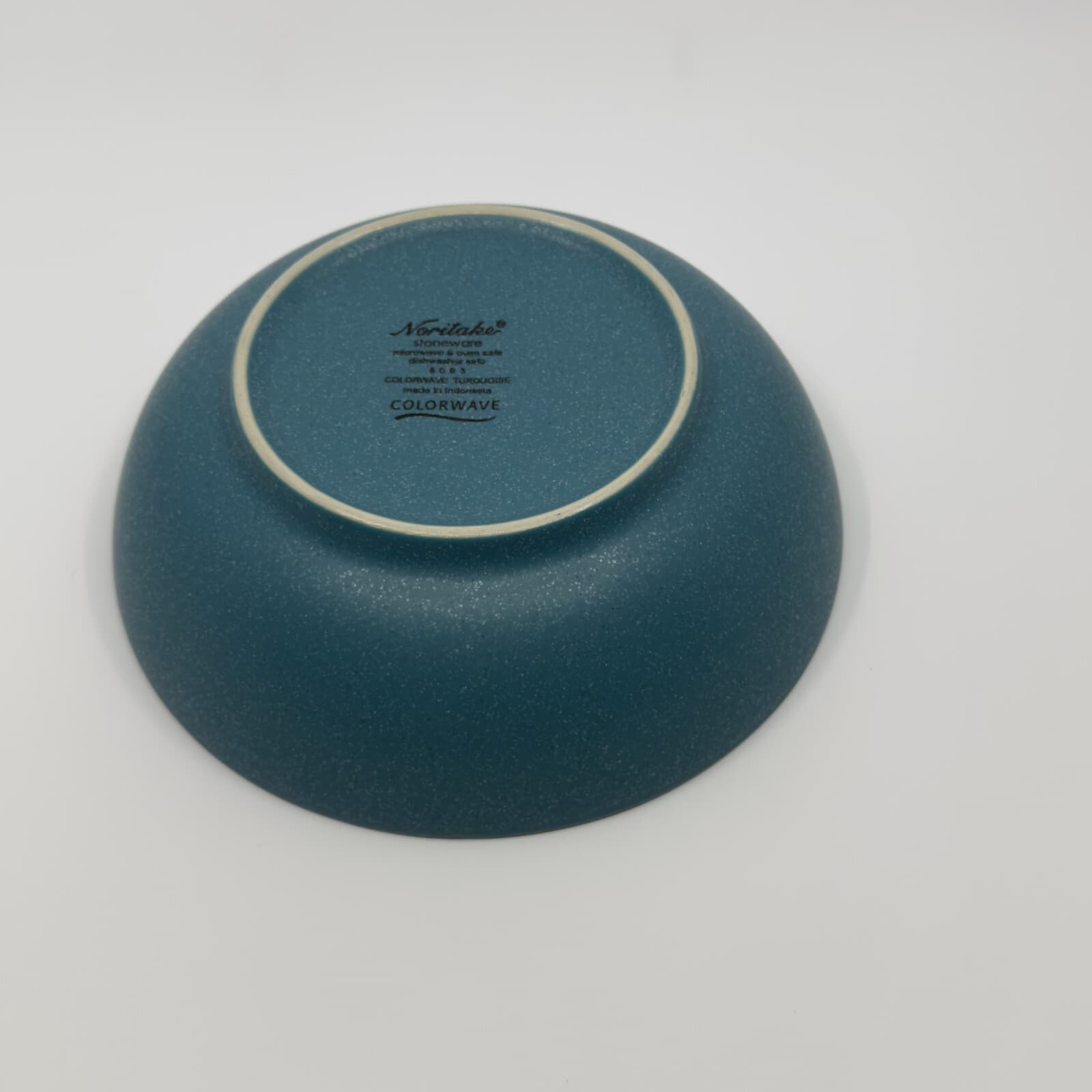 Noritake Colorwave 7" Coupe/Cereal Bowl Turquoise - Thumbnail 3