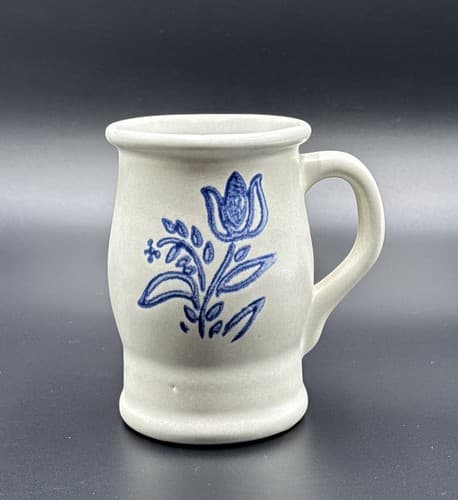 Pfaltzgraff Yorktowne Tulip Mug Tankard 282Y Blue On White - Image 1