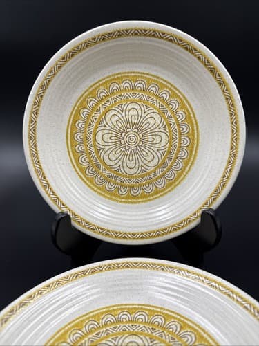 Franciscan Hacienda Gold 6 3/4" Bread Plates ( set of 2) - Thumbnail 2