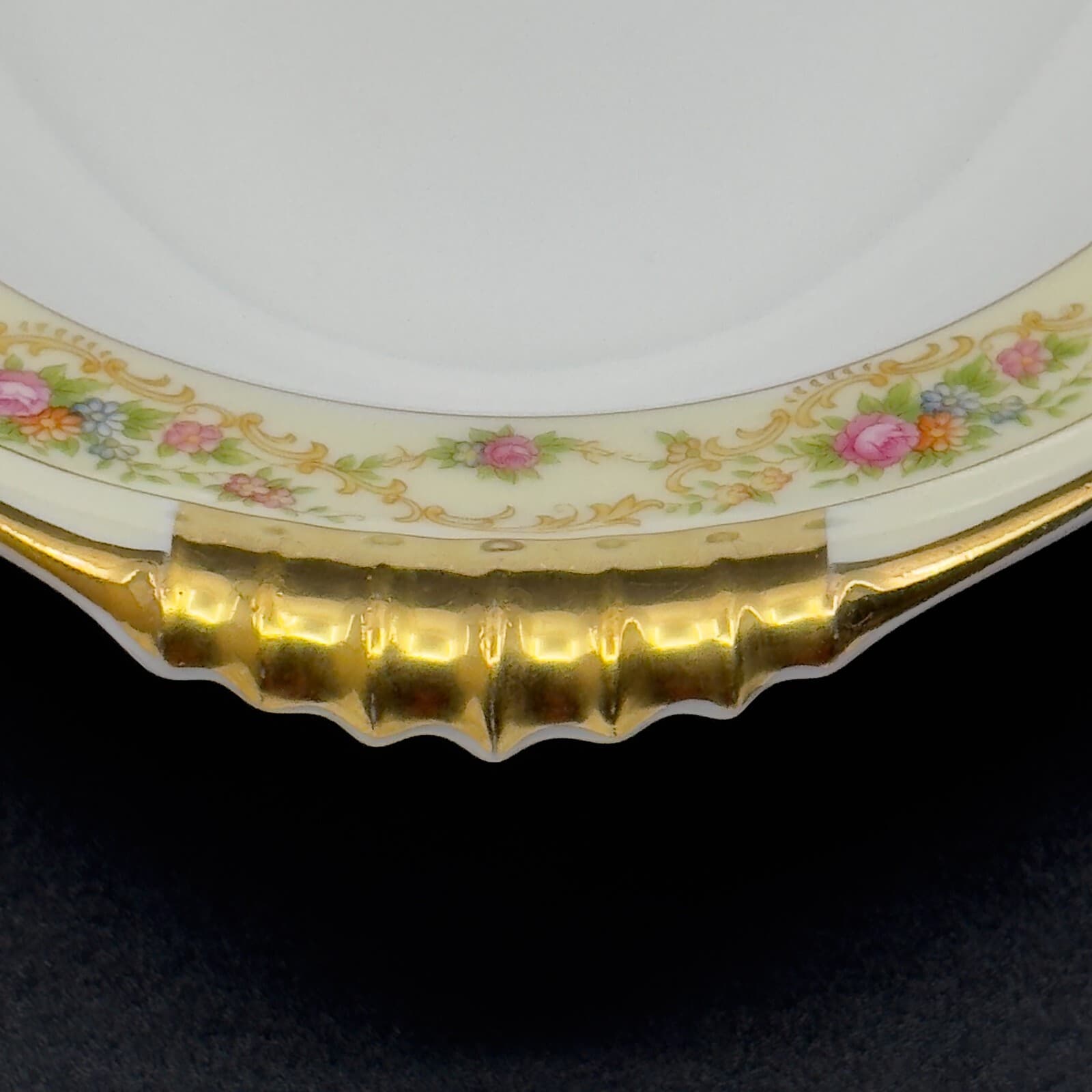 Meito China Modern Windsor 12" Vegetable bowl Patents Applied for backstamp - Thumbnail 3