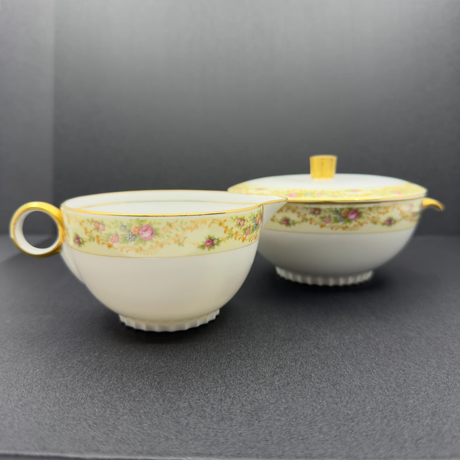 Meito China Modern Windsor Creamer and Covered Sugar Bowl 22 karat gold trim - Image 1