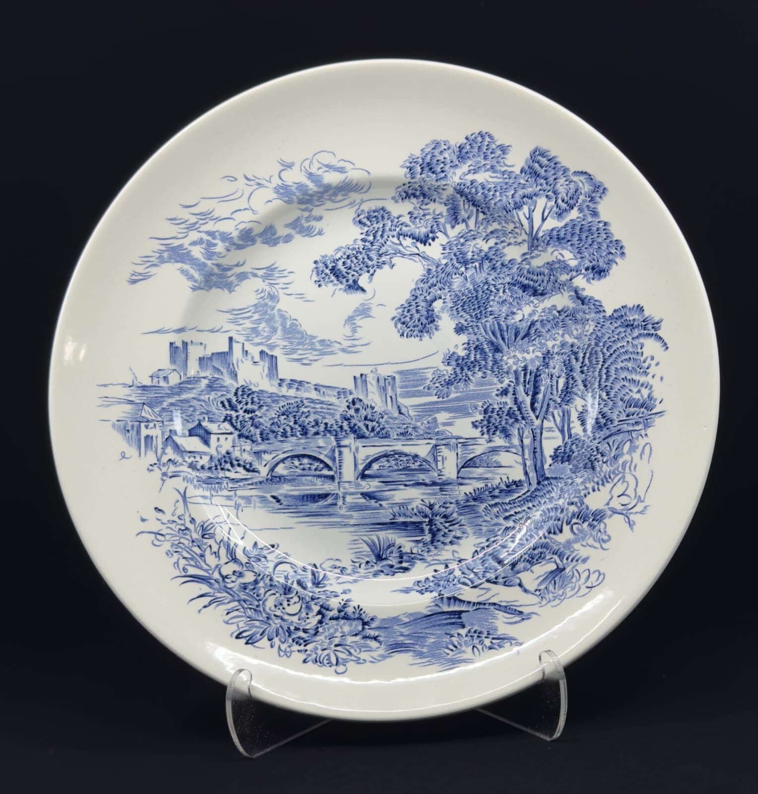 Wedgwood Countryside Blue and White Decorative Plate 10" - Image 1