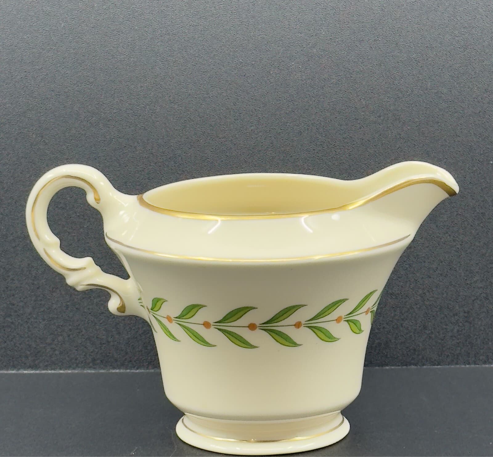 Syracuse China Old Ivory Greenwood Creamer - Thumbnail 2