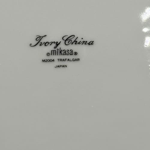 Mikasa Ivory China Dinner Plates 10 3/4” ( Set Of 2) - Thumbnail 3