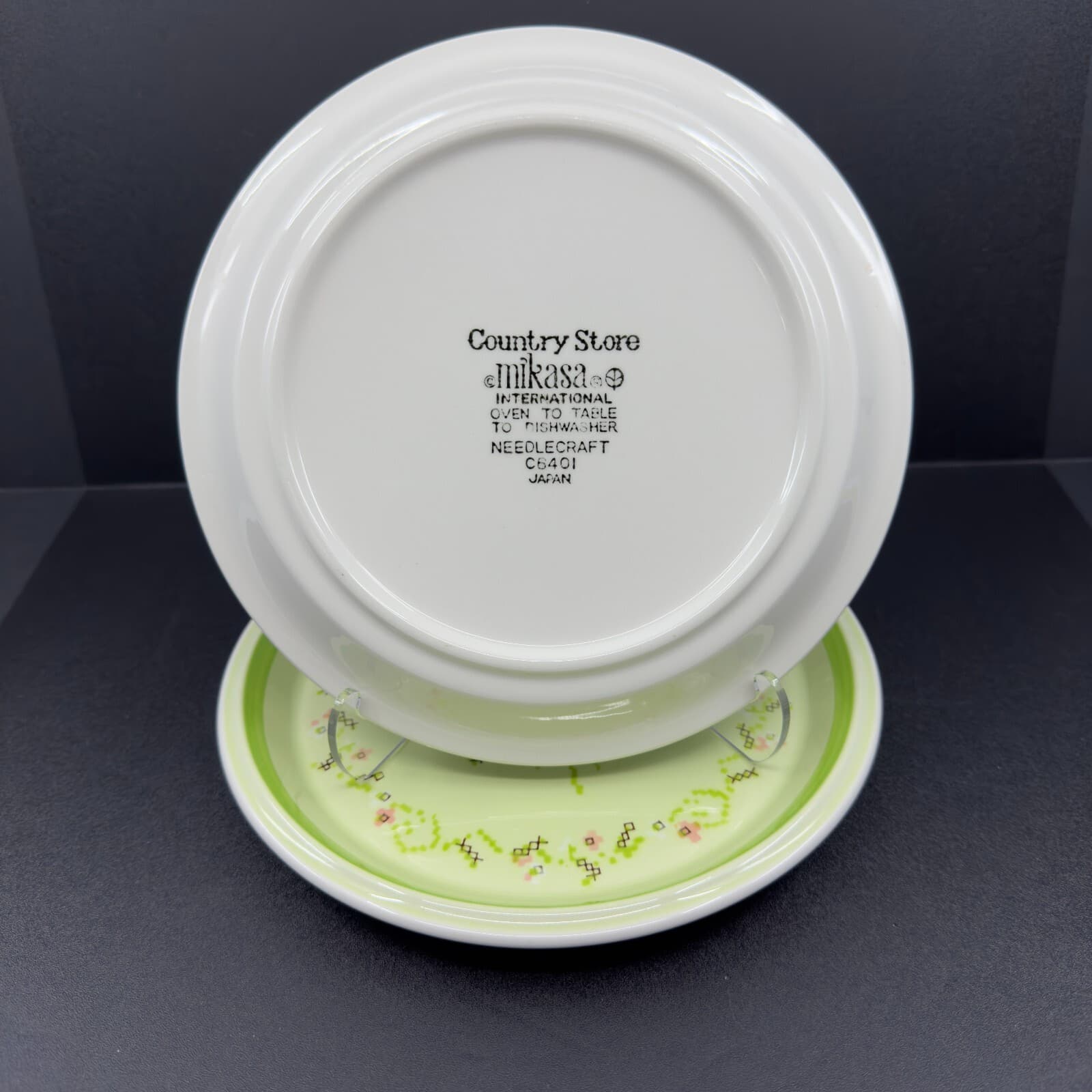 Mikasa Country Store Needlecraft C6401 Set of 2 Appetizer Plates 7 3/4" - Thumbnail 2