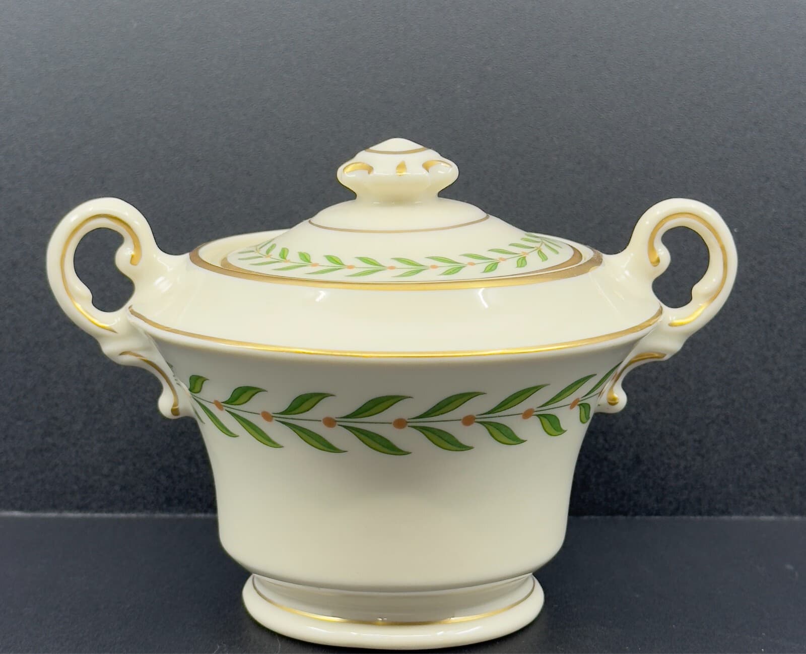 Syracuse China Old Ivory Greenwood Sugar Bowl and Lid - Thumbnail 3