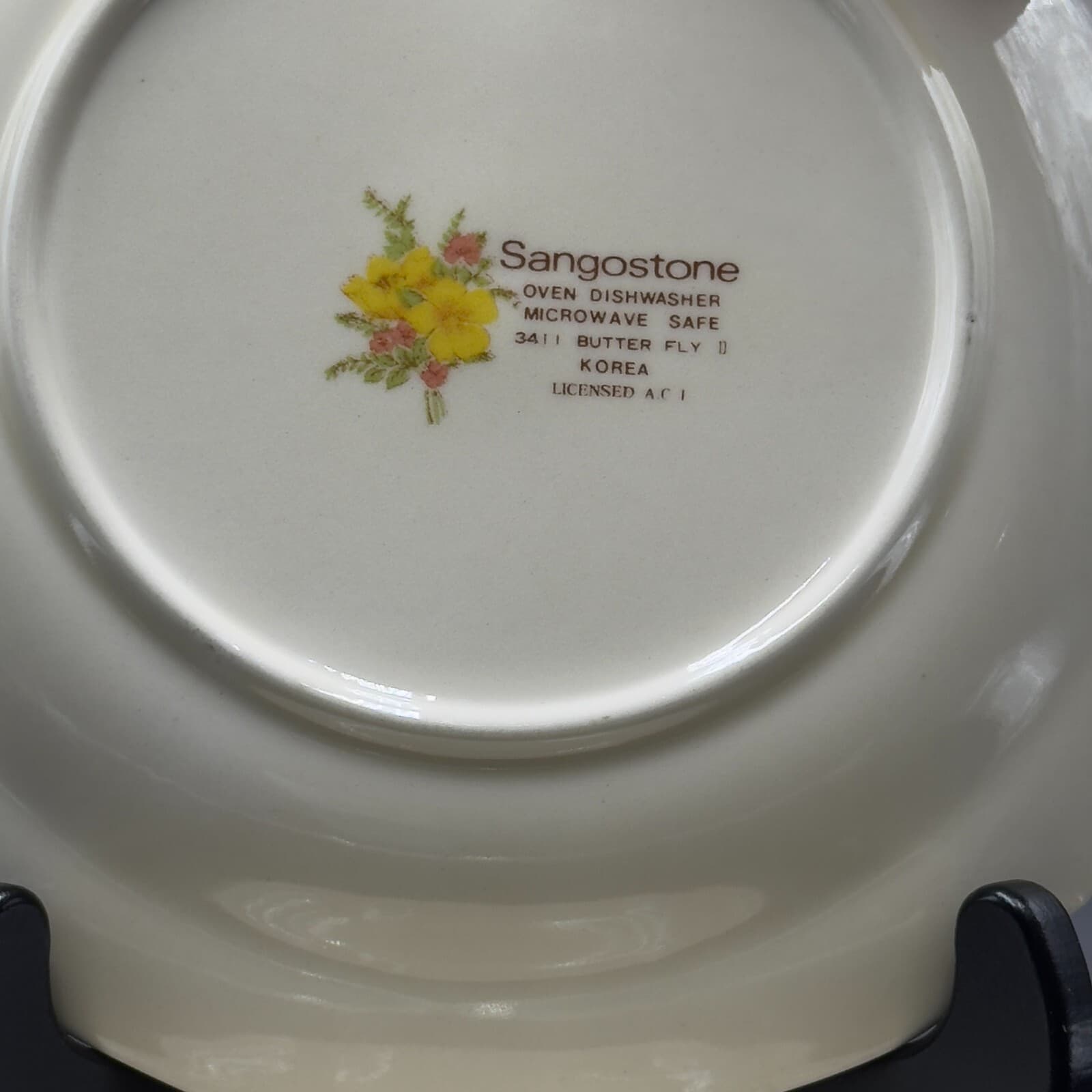 Sangostone 3411 Butter Fly 7 1/2” Appetizer Plates. Set Of 4 - Thumbnail 2