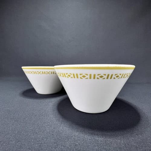 Syracuse China set of 2 fluted bowls -2 1/2" - Image 1