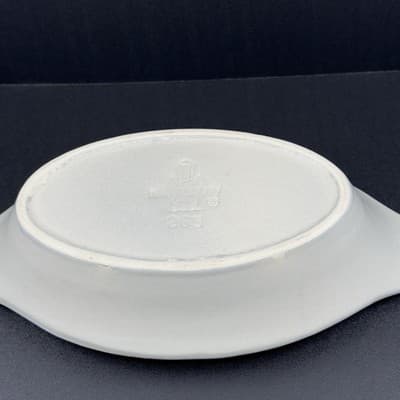 Pfaltzgraff Yorktowne 9 7/8" Au gratin dish old castle markings #265 USA - Thumbnail 2