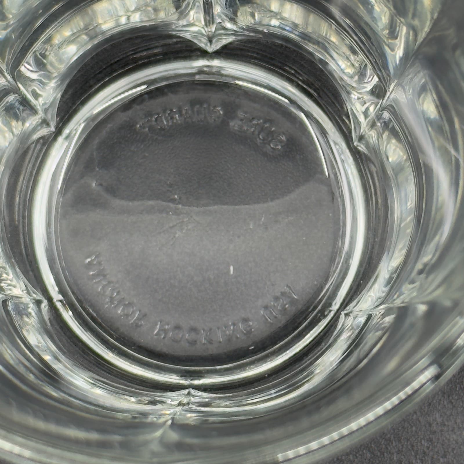 Anchor Hocking 3 3/8" Sure Guard Clarisse Clear Rocks Old Fashioned Glasses (X2) - Thumbnail 3