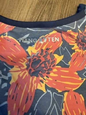 Hang Ten Top Floral UPF Sun Protection stretch T-shirt L Rashguard Water Wicking - Thumbnail 6