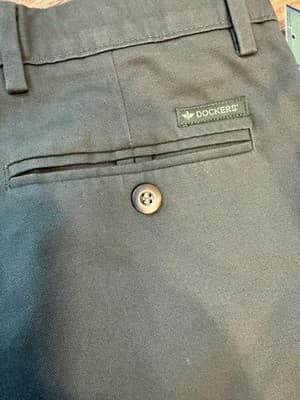 NWT Dockers casual cuffed men’s green pants 32 x 30 pleated relaxed - Thumbnail 7