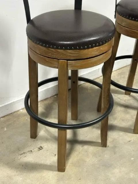 Set Of 2 Ashley Counterheight Stools With Faux Leather Seats - Thumbnail 2