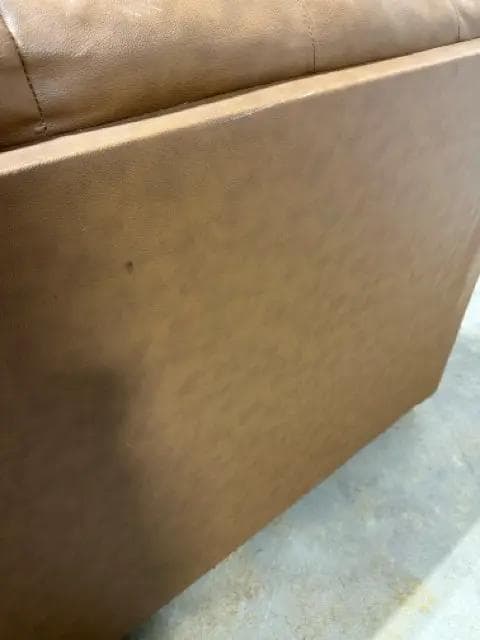 Ashley Whitlock Caramel 3-Cushion Sofa - Thumbnail 5