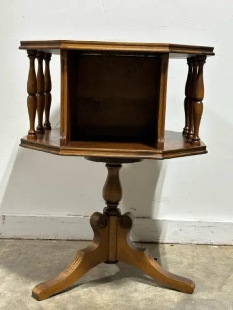 Octagon Rotating accent table - Image 1