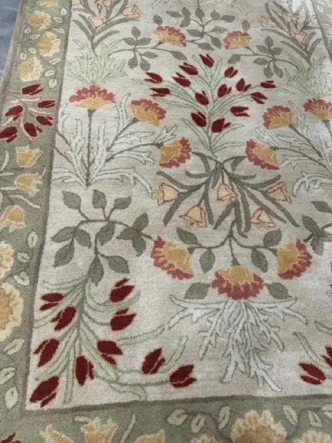 5 X 8 Pottery Barn Green Red And Cream Adeline Rug - Thumbnail 2