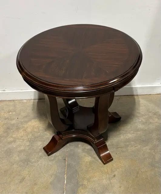 Round Wooden Accent Table - Thumbnail 2