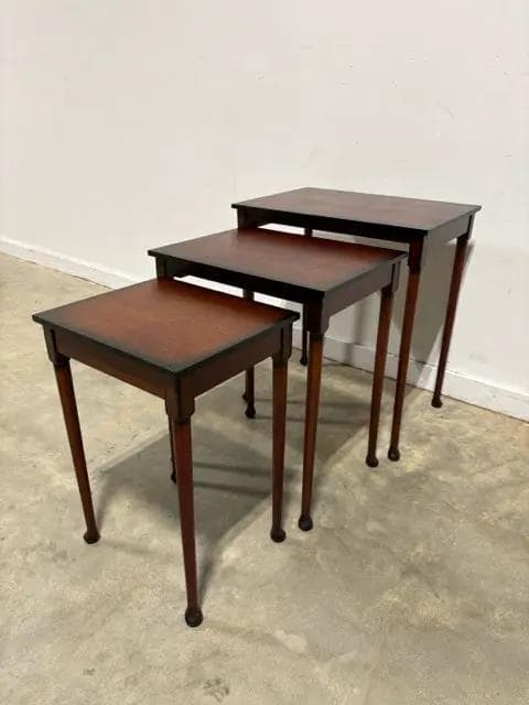 Bombay Company 3 Wooden Nesting Tables - Thumbnail 3
