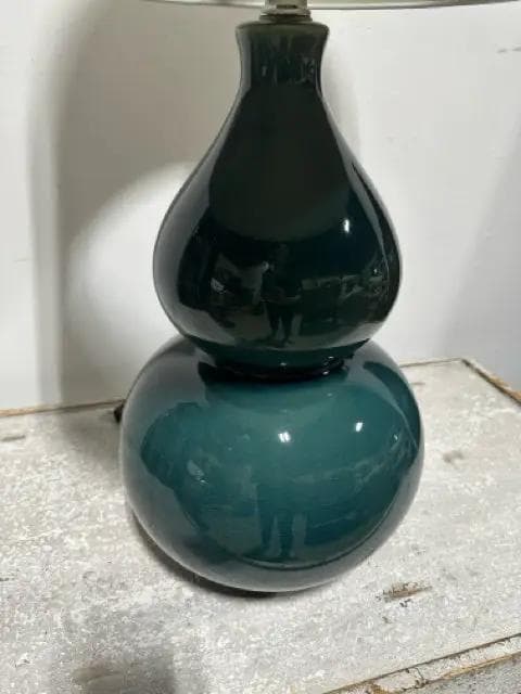 Teal Ceramic Table Lamp With Linen Shade - Thumbnail 2