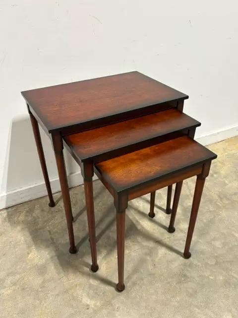 Bombay Company 3 Wooden Nesting Tables - Thumbnail 6