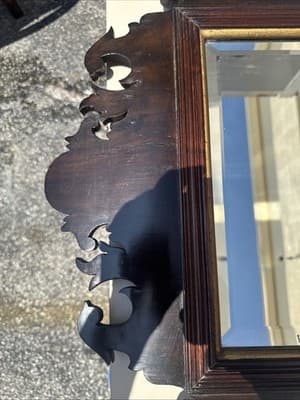 Henkel Harris Mahogany Chippendale Shell Mirror Looking Glass 36x19” - Thumbnail 5