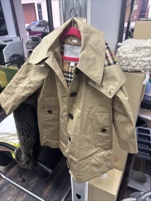 Burberry Kids Mayfair Trench Coat For Girls Size 4a - Thumbnail 2