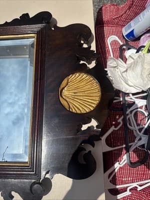 Henkel Harris Mahogany Chippendale Shell Mirror Looking Glass 36x19” - Thumbnail 2