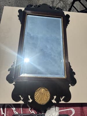 Henkel Harris Mahogany Chippendale Shell Mirror Looking Glass 36x19” - Thumbnail 3