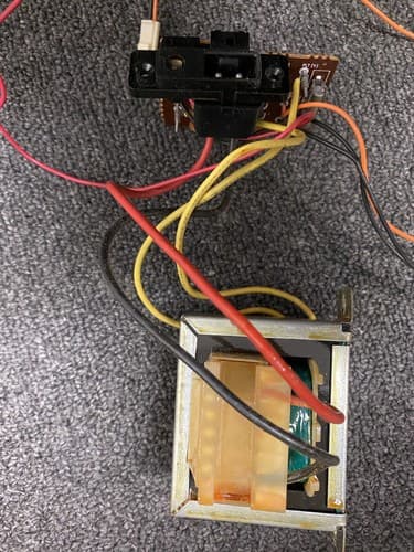 SANYO MR-X920 Cassette Radio Boom Box vintage Parts Or Repairs Transformer - Thumbnail 3