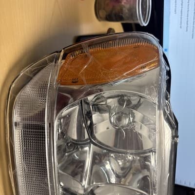 Headlight Assembly Compatible with 99 Chrome Housing Fit 99-04 Grand Cheroke - Thumbnail 2