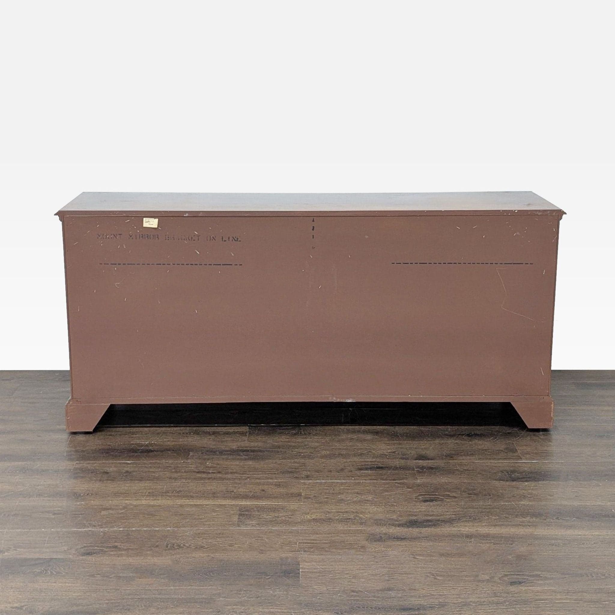 Thomasville Traditional 12-Drawer Dresser - Thumbnail 3