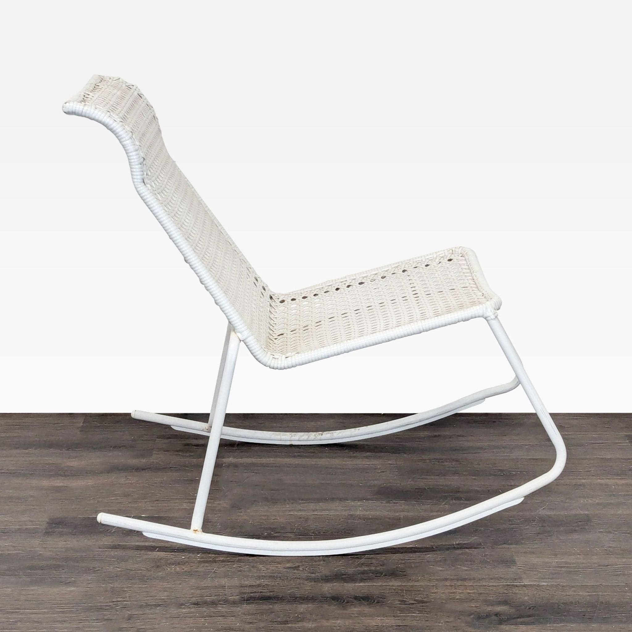 White Wicker and Metal Rocking Chair – Modern Casual Style - Thumbnail 7