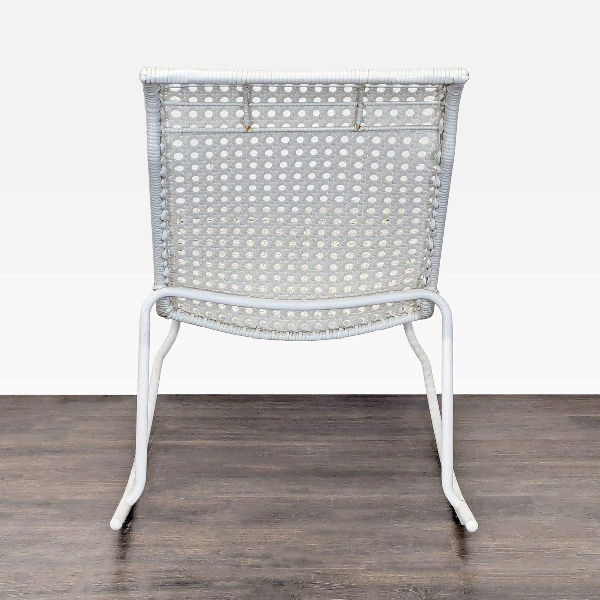 White Wicker and Metal Rocking Chair – Modern Casual Style - Thumbnail 6