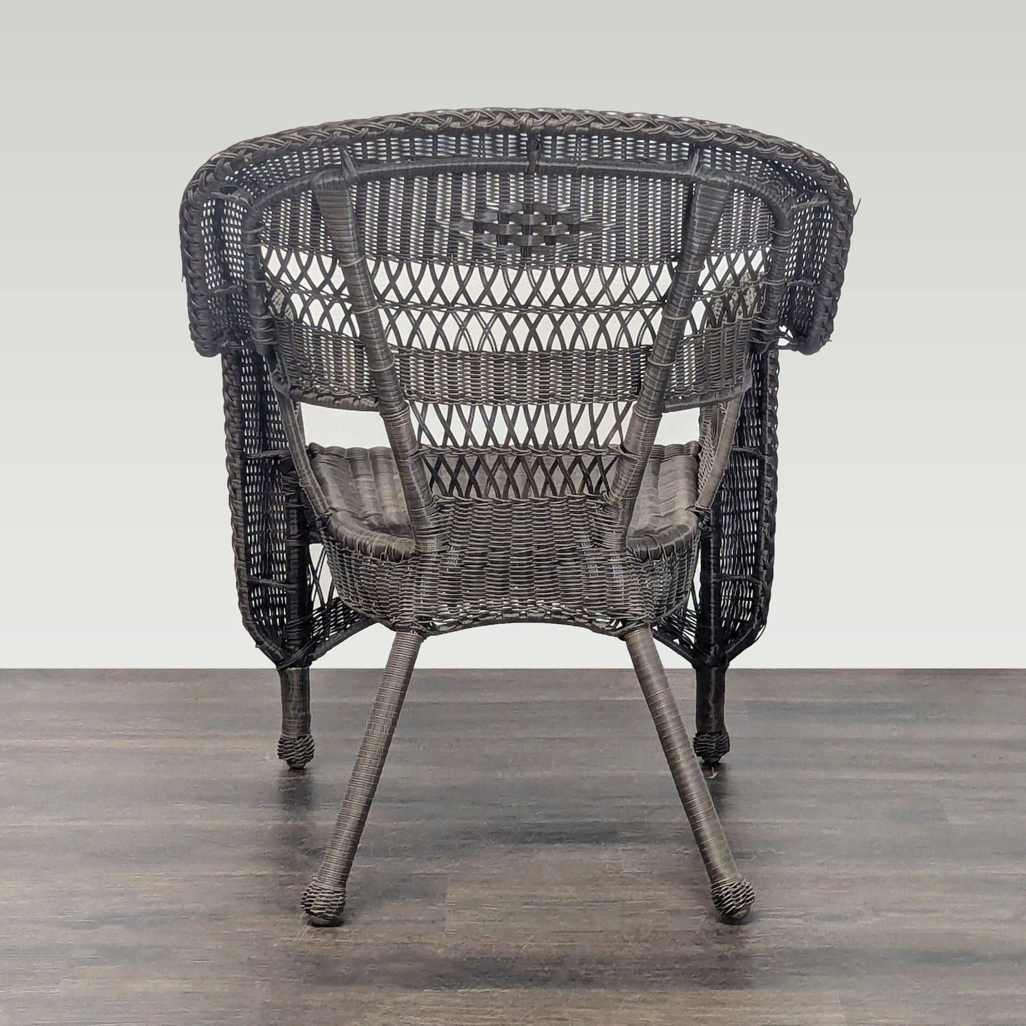 Classic Brown Wicker Outdoor Arm Chair - Sturdy and Stylish - Thumbnail 4