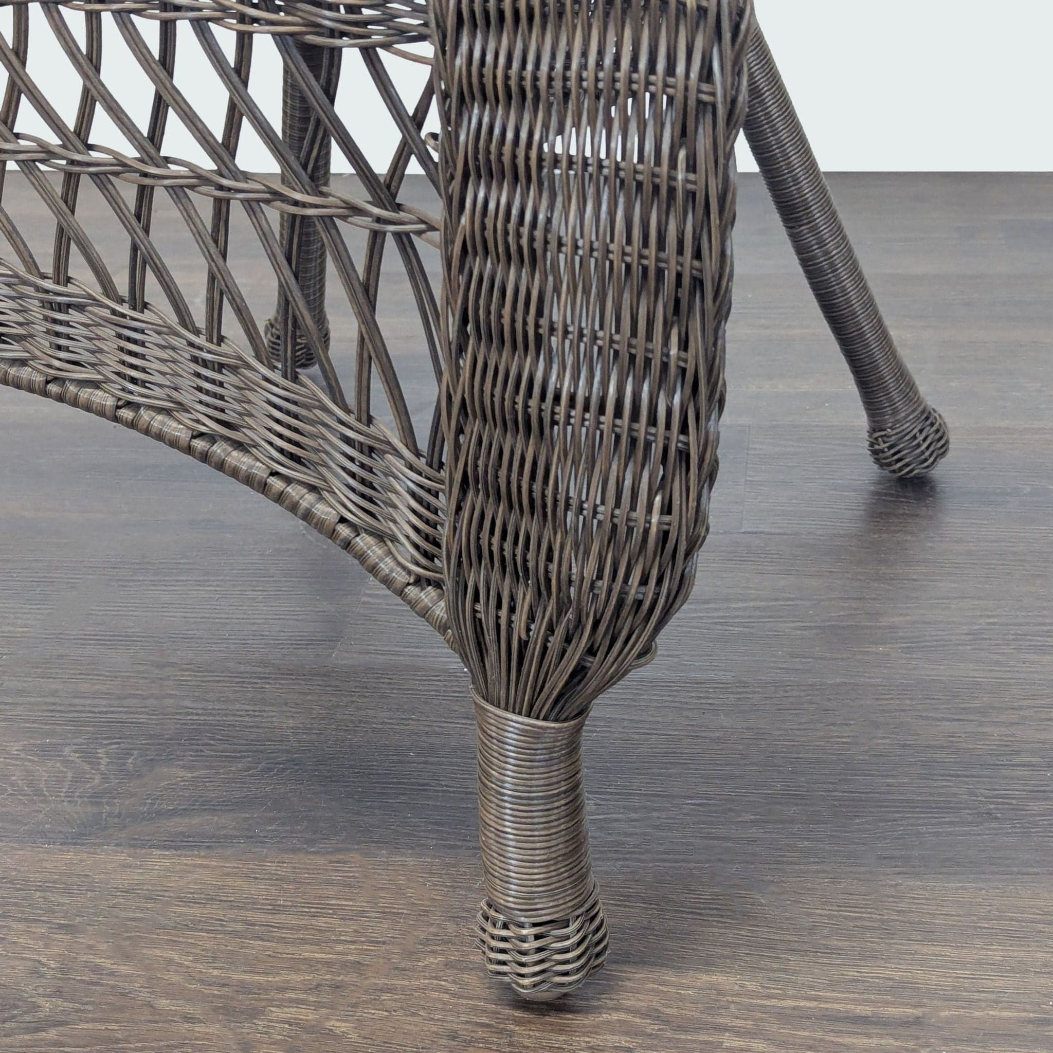 Classic Brown Wicker Outdoor Arm Chair - Sturdy and Stylish - Thumbnail 6