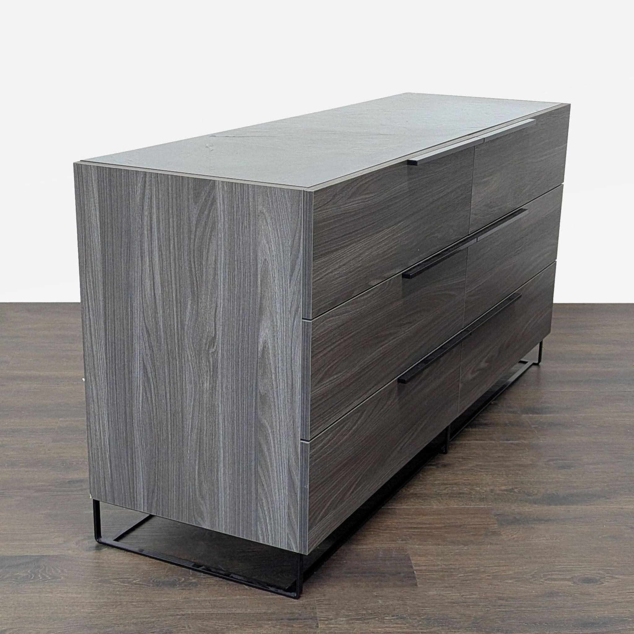 Modrest Modern 6-Drawer Dresser in Gray Wood Finish - Thumbnail 3