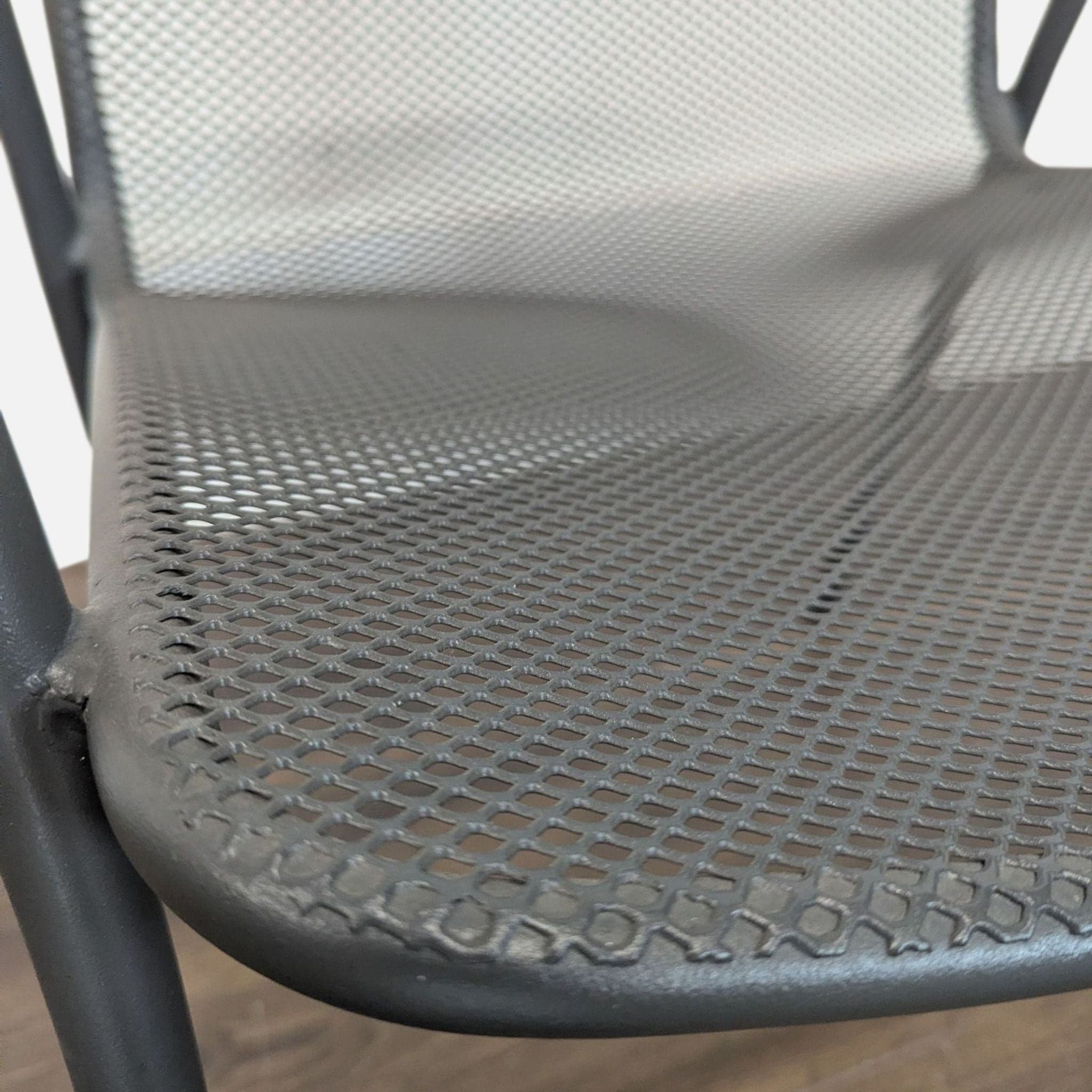 Room & Board Aruba Set of 4 Metal Mesh Armchairs - Thumbnail 5