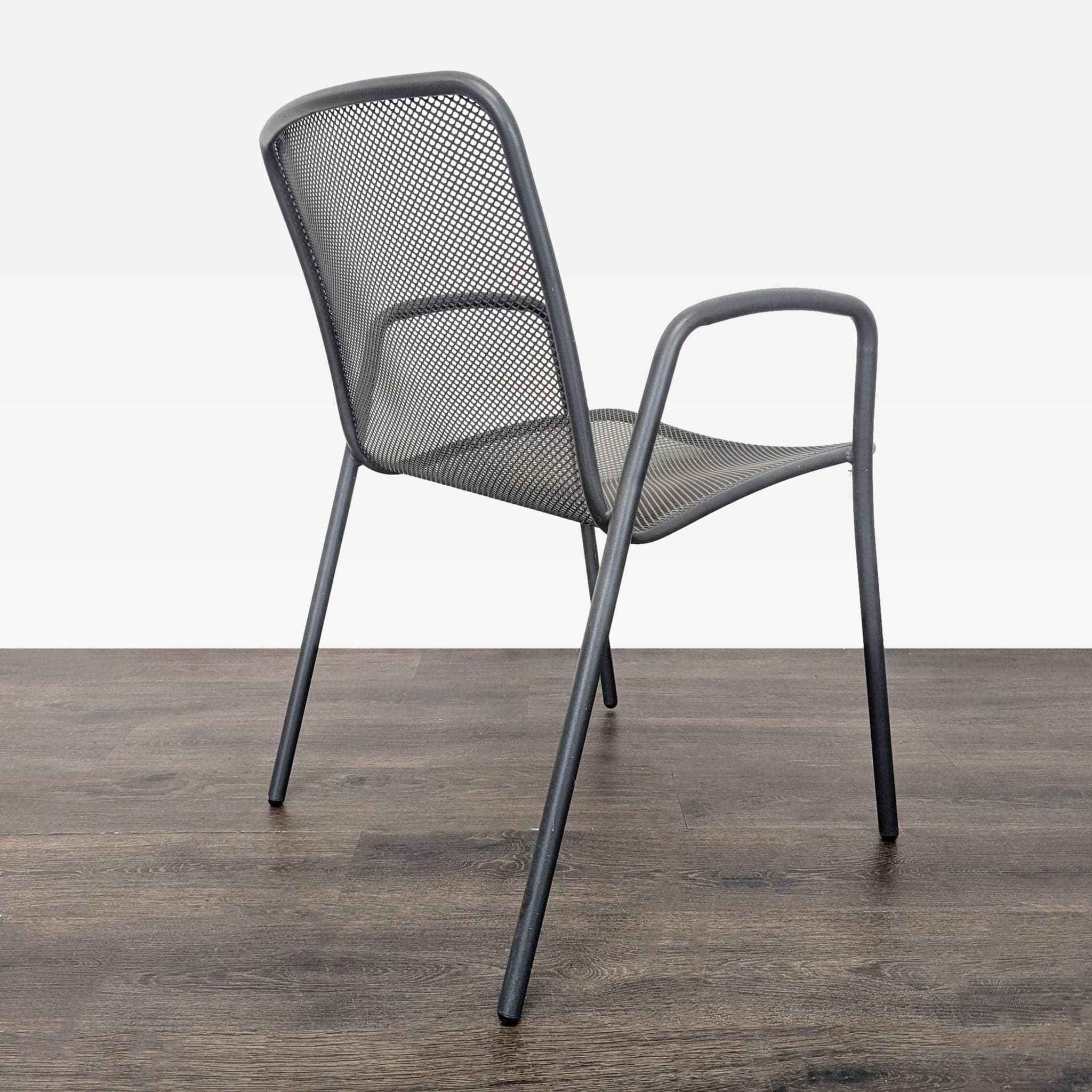 Room & Board Aruba Set of 4 Metal Mesh Armchairs - Thumbnail 7